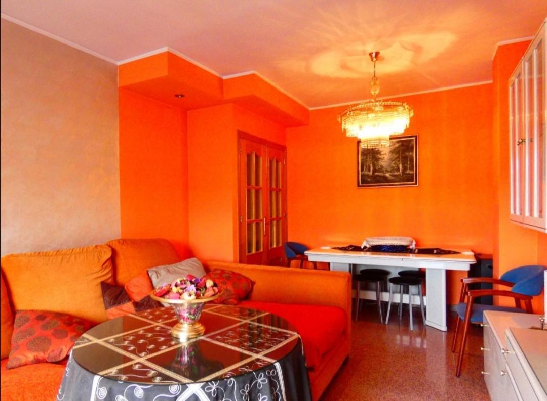 Apartamento con encanto bien equipado Jumilla Exterior foto
