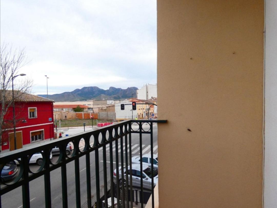Apartamento con encanto bien equipado Jumilla Exterior foto